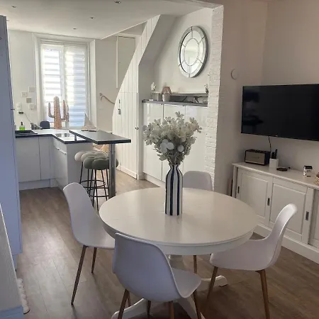 L'instant Baie, Maison Cosy Proche Centre بيت للعطل